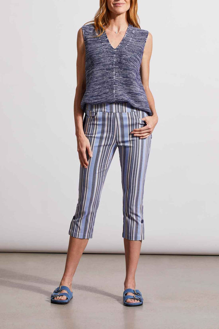 Pull On Capri With Hem Vent & Button