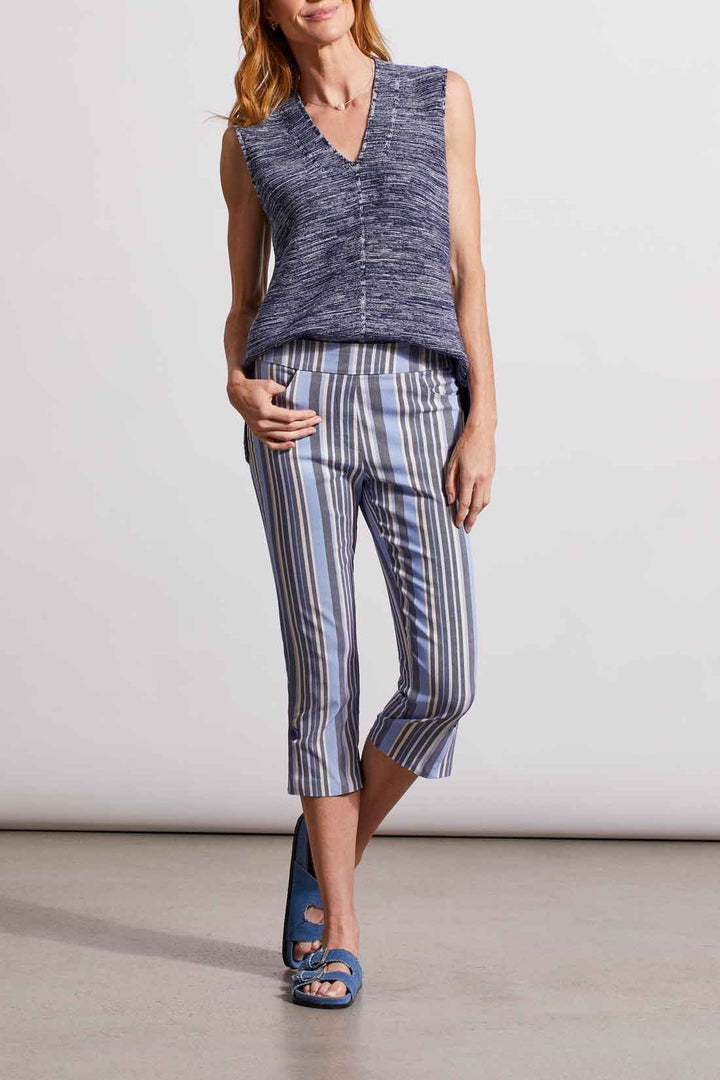 Pull On Capri With Hem Vent & Button