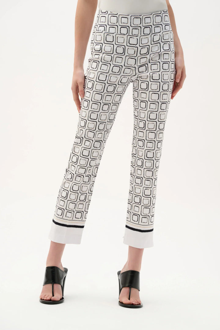 Geometric Pull-On Pant