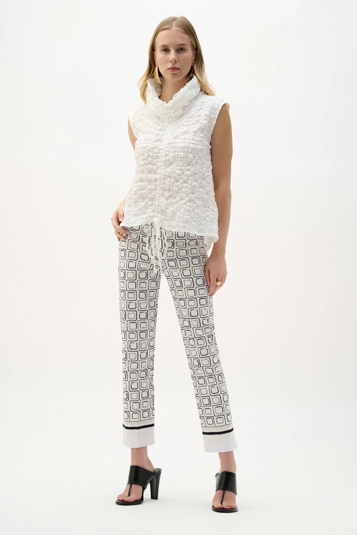 Geometric Pull-On Pant