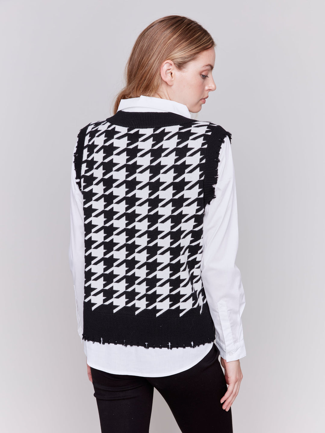 Mock Neck Ribbed Fine-Knit Sweater