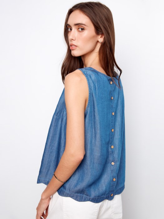 Scallop Hem Sleeveless Top With Back Decorative Buttons