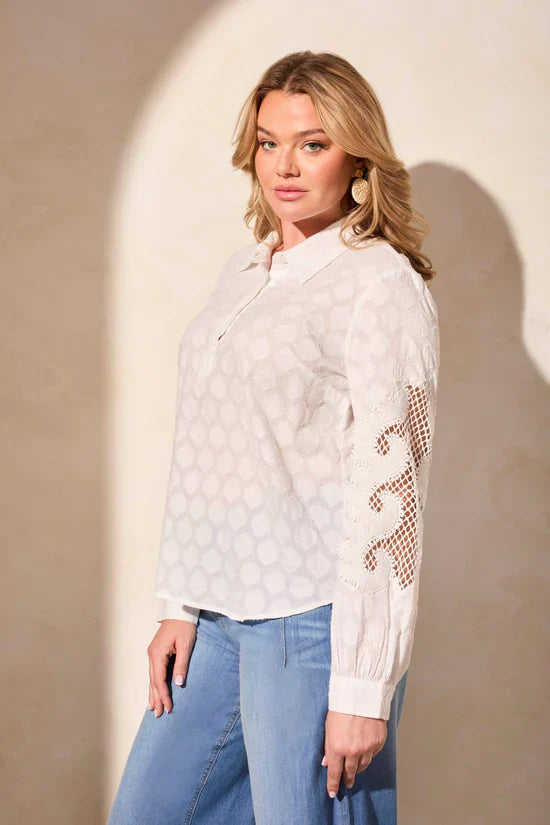 Long Sleeve Blouse w Lace Applique