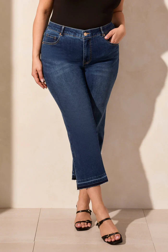 Curvy Micro Flare Jean