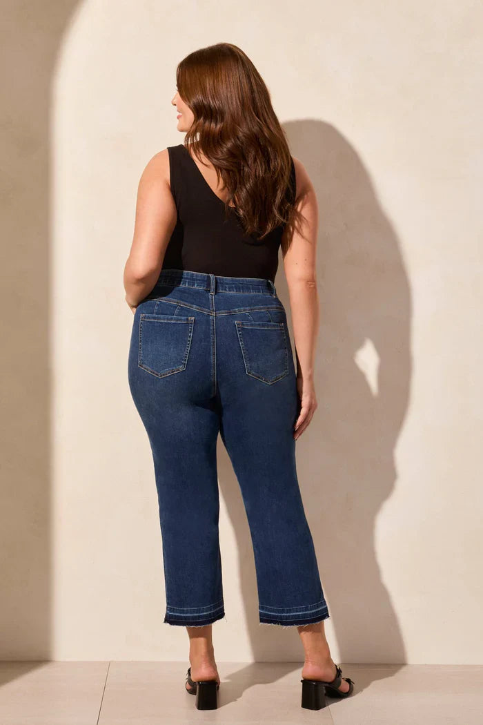 Curvy Micro Flare Jean