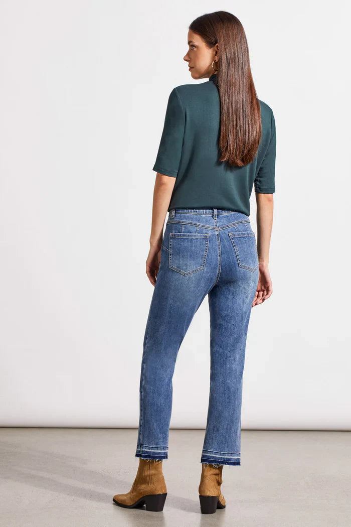 Sophia Curvy Microflare Crop