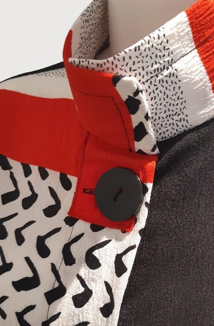 Three Button Abstract Relaxed Jacket
