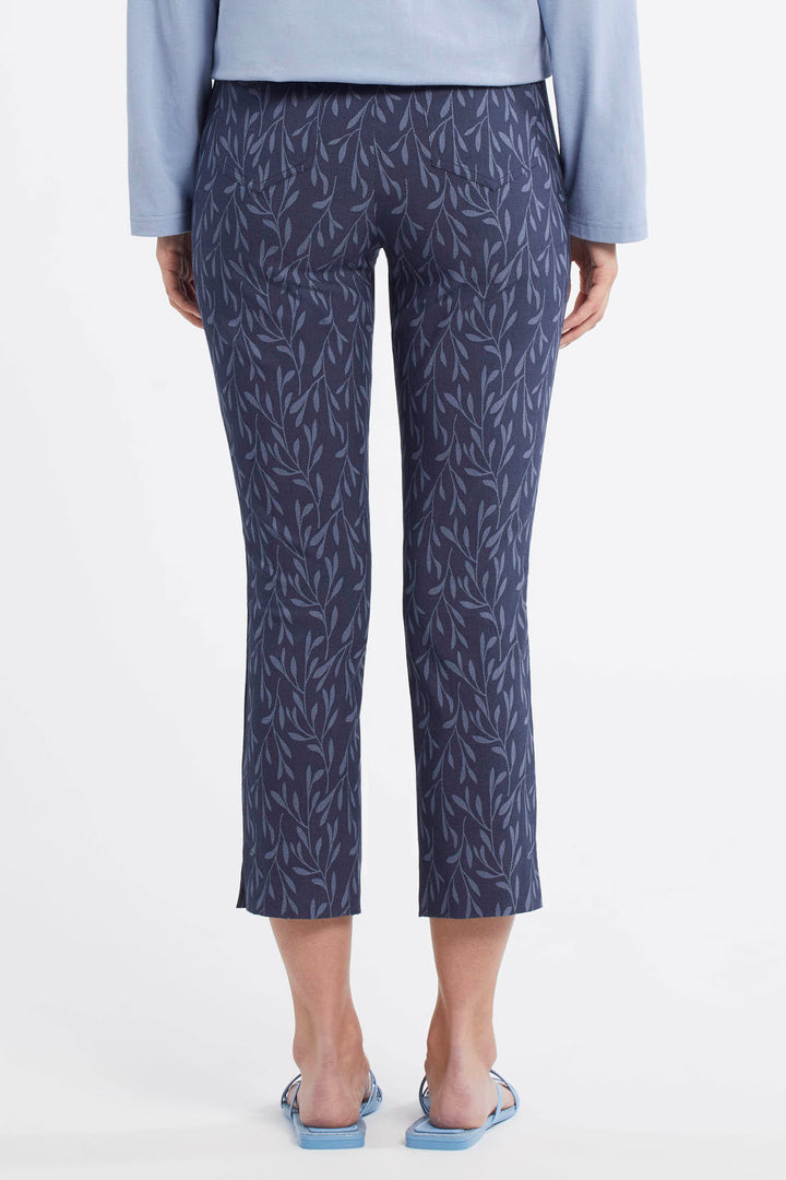 Printed 5 Pocket Capri with Side Slit