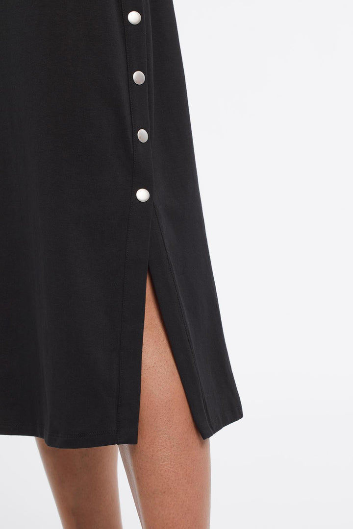 Sleevelss Dress With Side Snap