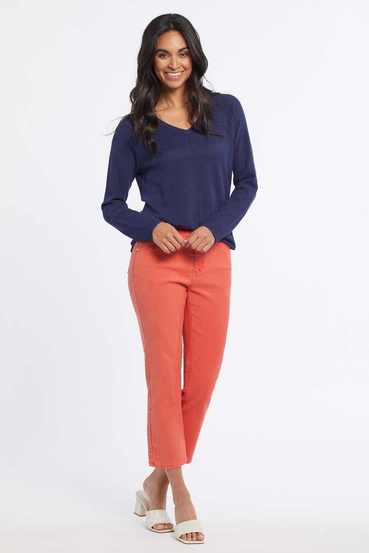 Textured Twill Pull On Capri