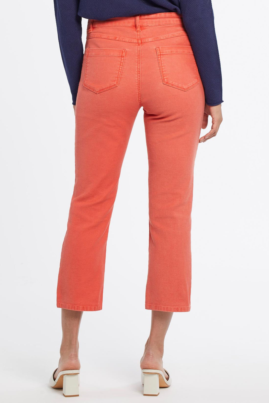 Textured Twill Pull On Capri