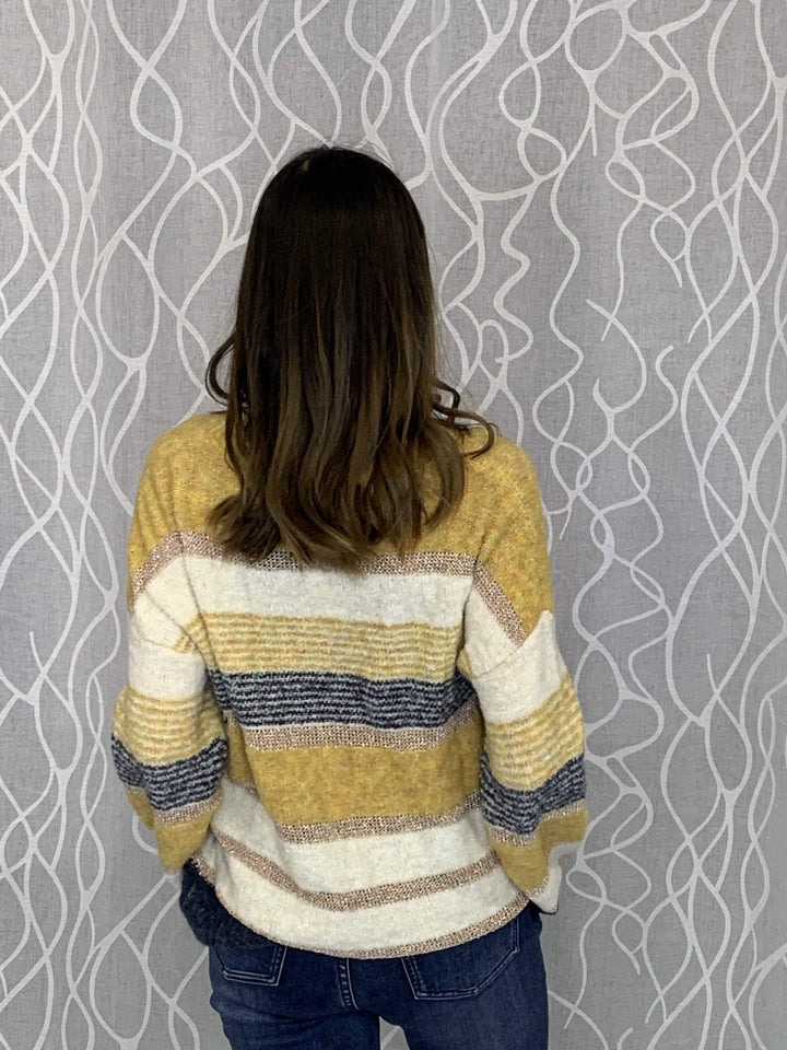 Stripe Big Sweater - Modella Lifestyle