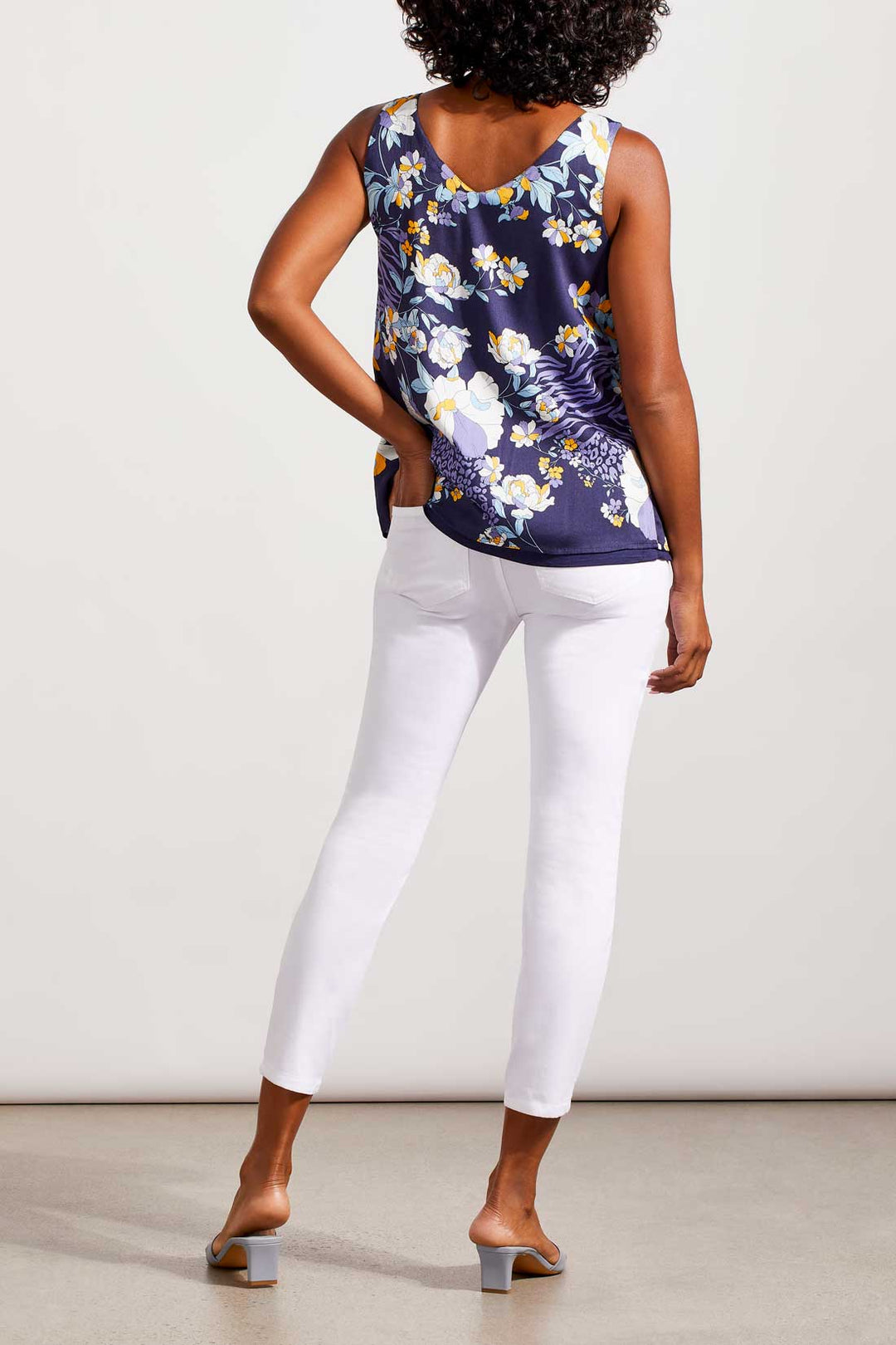 Icon Fit Pull-On Ankle Jean