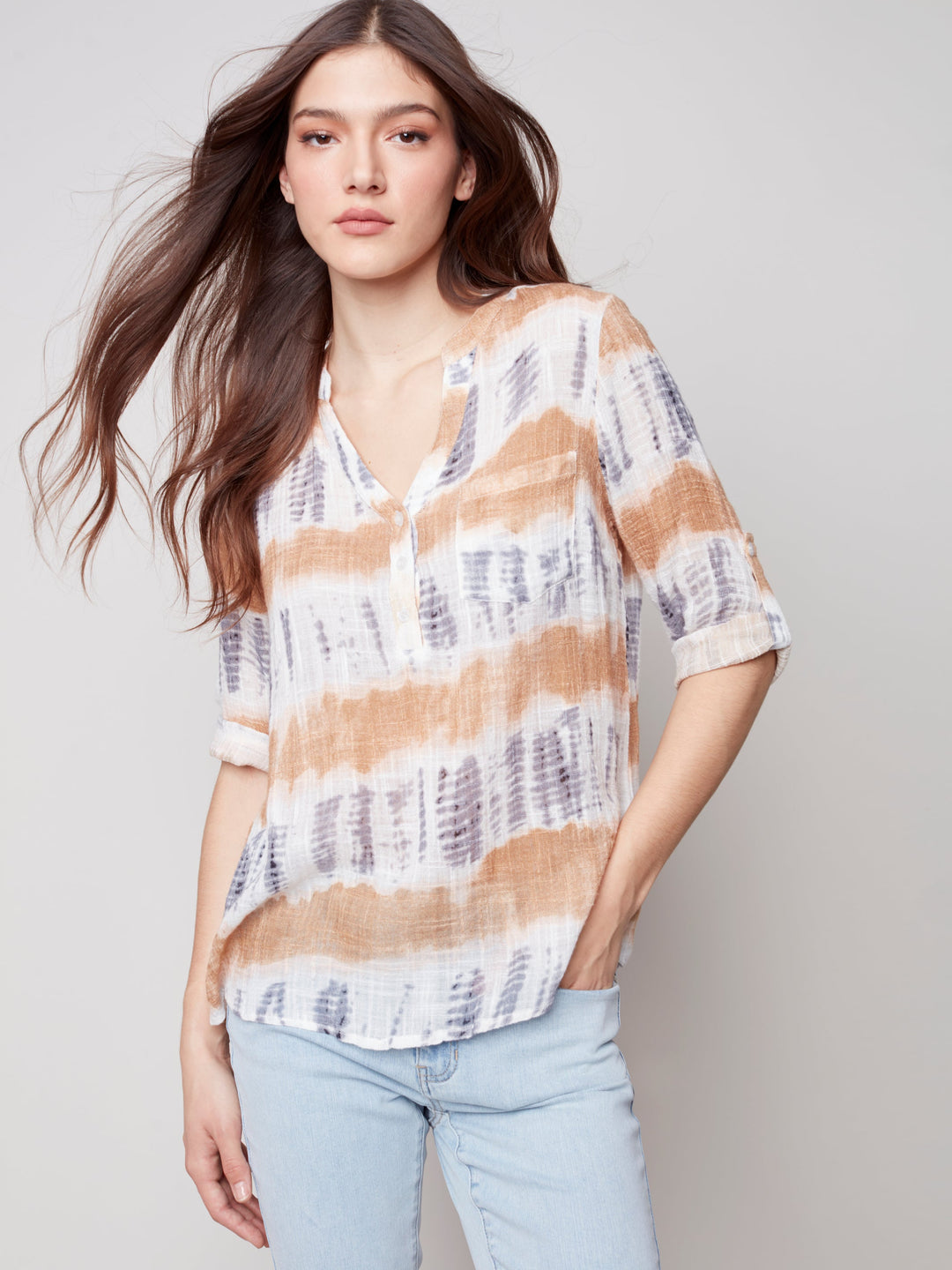 Cotton Gauze Roll Sleeve V-Neck Top