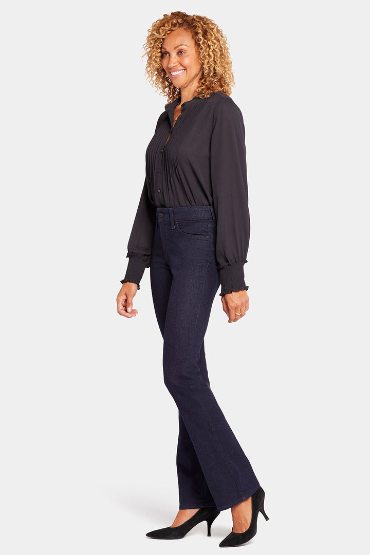Barbara Bootcut Petite